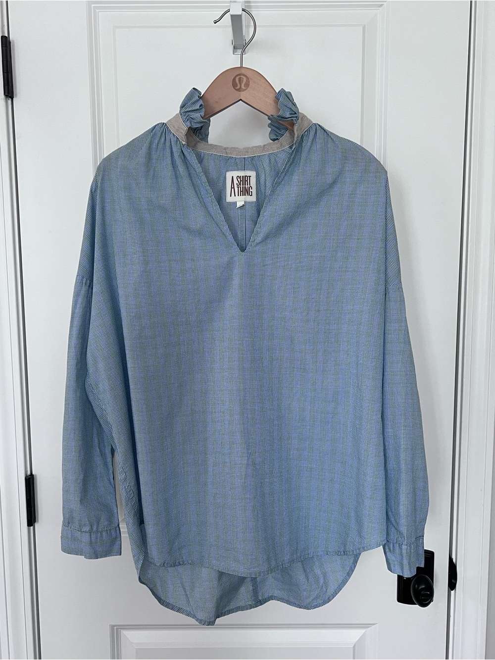 A Shirt Thing Penelope Shirt Blue & Green Plaid Ruffle Collar Size Medium EUC